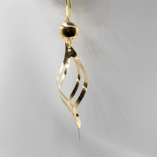 گوشواره بی نام